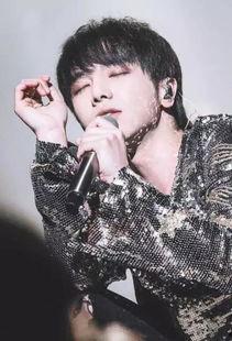 华晨宇李维嘉花絮,欢乐互动，幕后温馨瞬间